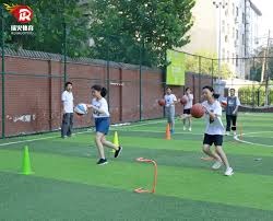 十八载铸就传奇！WCBA官方：高颂荣膺联赛历史首位篮板达3000球员