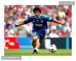 扑克里判断失误的原因（扑克中误判的成因分析）