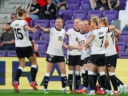 IG只有2条路能走！1支队伍稳进世界赛，4支队伍保底冒泡赛